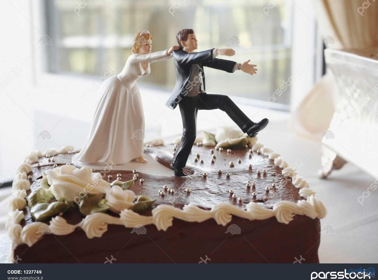 کیک با عکس عروس و داماد