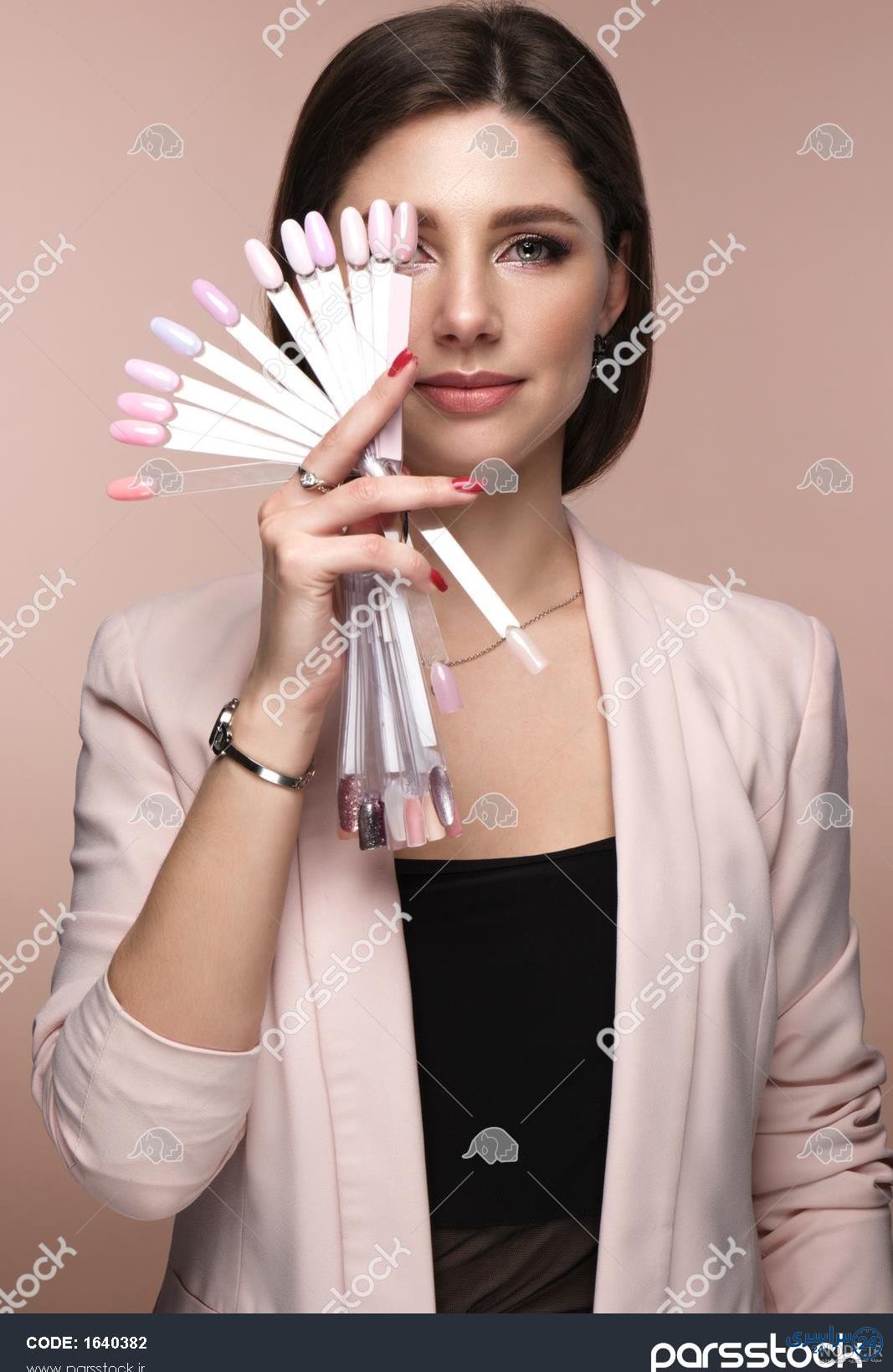 ایده ژست برای عکس پروفایل
