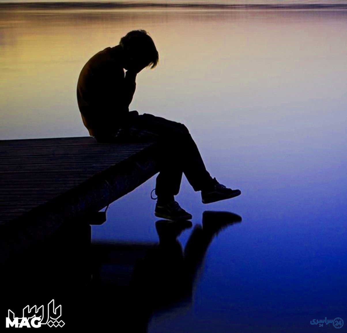 یک عکس پروفایل غمگین پسرانه