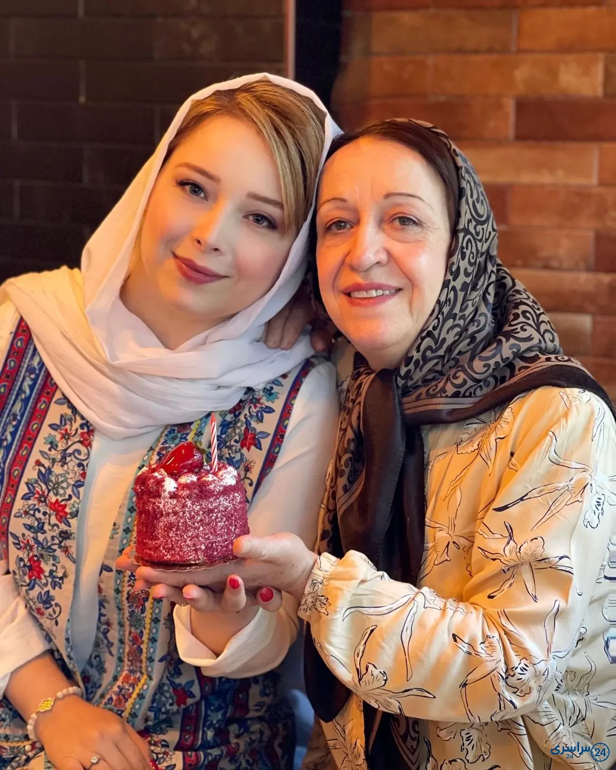 عکس ثمین