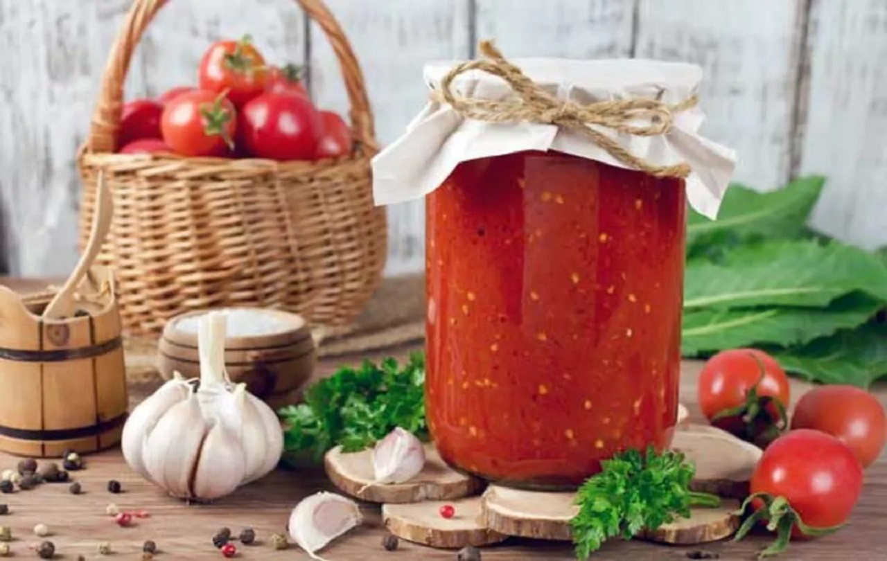 طرز تهیه ترشی گوجه