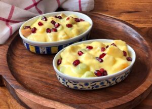 طرز تهیه کاسترد ساده با شیر | ۴ روش خوشمزه با پودر کاسترد، تخم مرغ و میوه