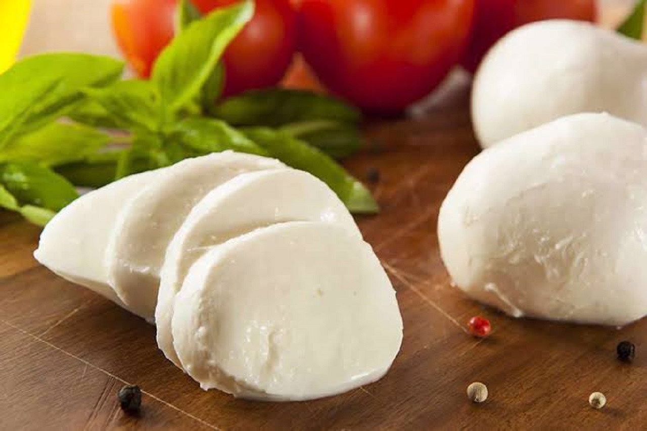 طرز تهیه پنیر پیتزا