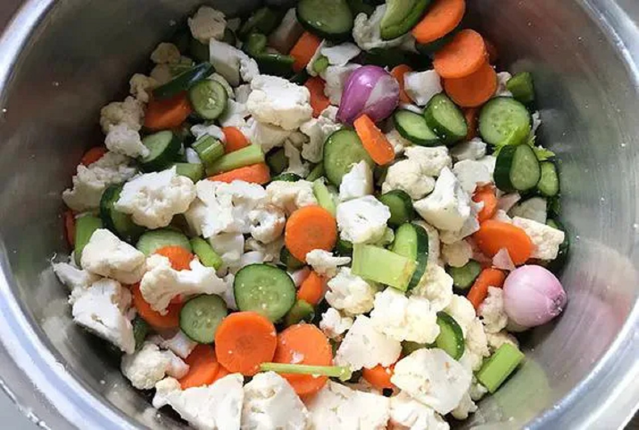 طرز تهیه ترشی گل کلم